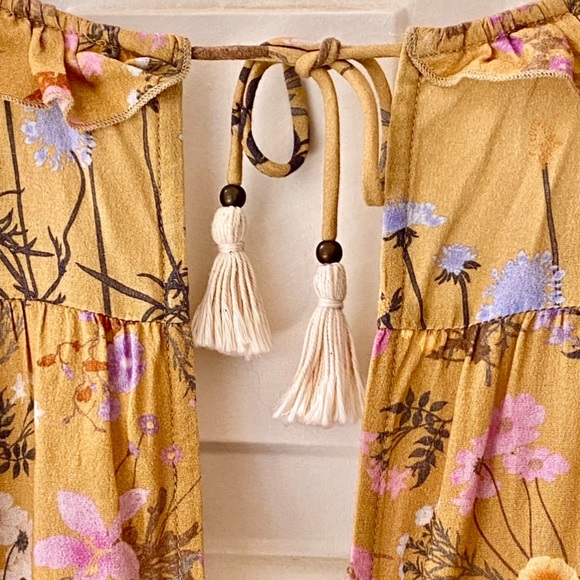 🌺🎉HP🎉🌺 NWOT Spell & The Gypsy Wild Bloom Romper